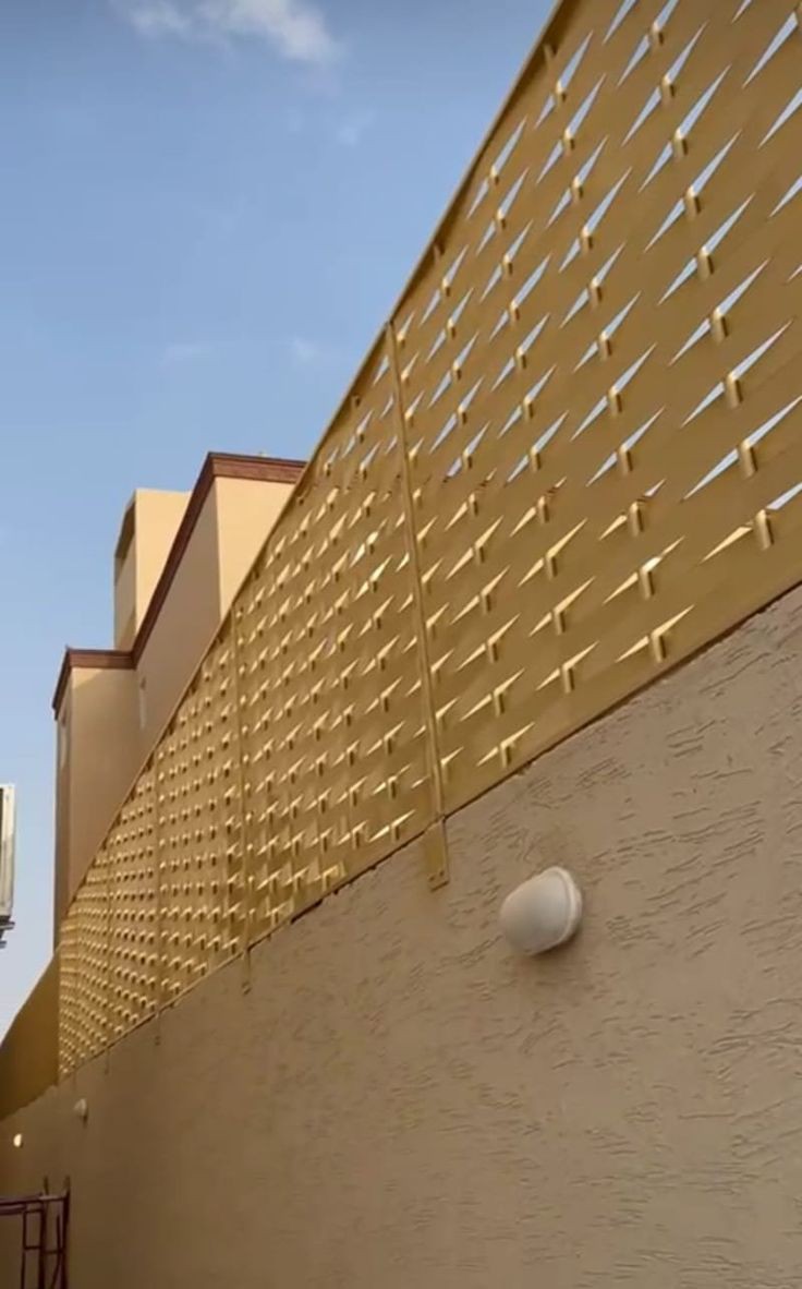 سواتر حديد خارجية