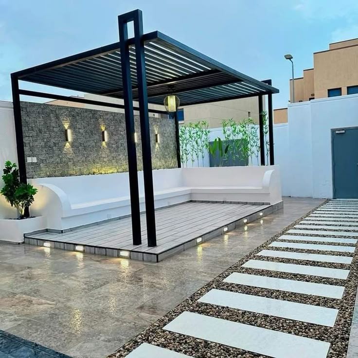 مقاول مظلات جلسات حدائق منزلية