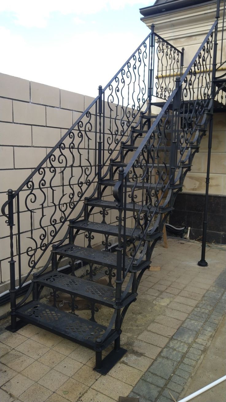 كيف أختار السلم المناسب لمنزلي