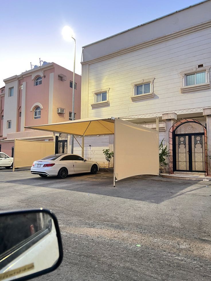 مظلات سيارات حي المروج