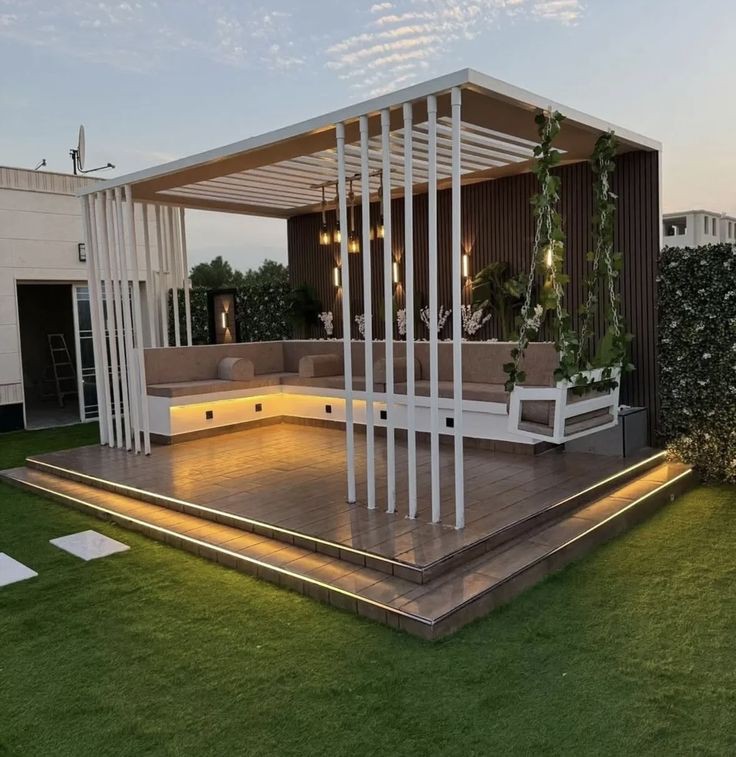 مظلات جلسات حدائق الرياض