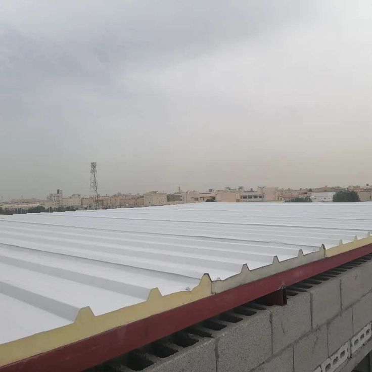 ملاحق ساندوتش بانل حي النرجس الرياض