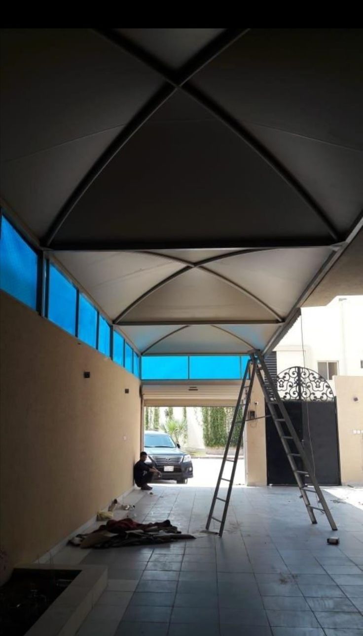 أفضل مظلات سيارات للفلل السكنية بالرياض.