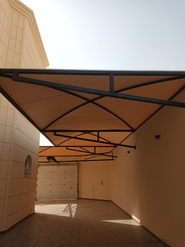 مظلات سيارات معلقة الرياض